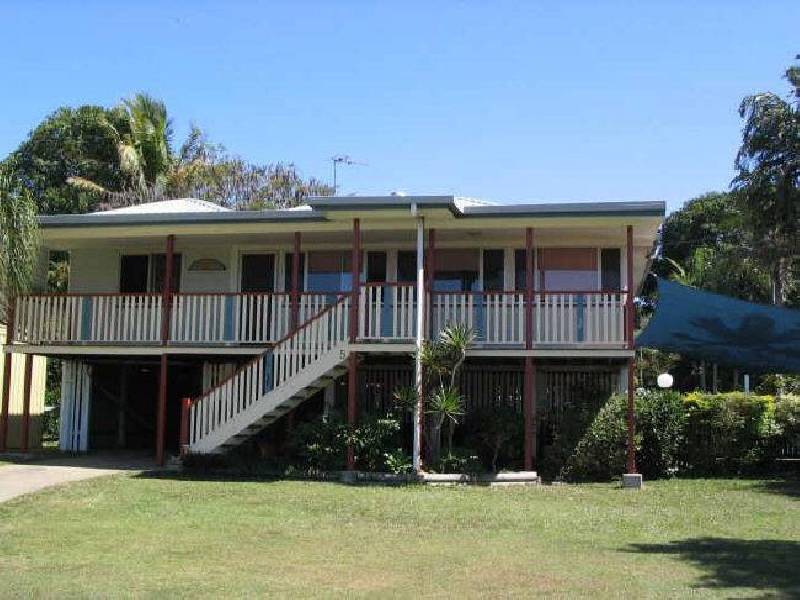 5 Brandon Street, Sarina QLD 4737