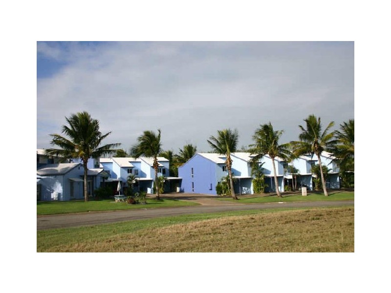 Salonika Beach QLD 4740