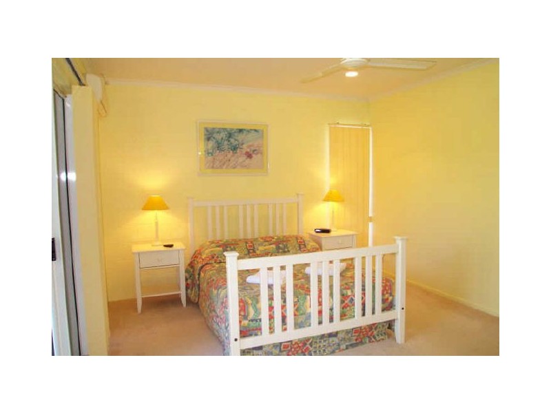 Salonika Beach QLD 4740