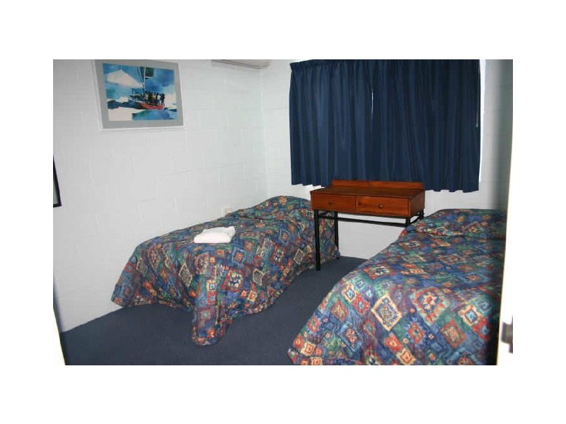 Salonika Beach QLD 4740