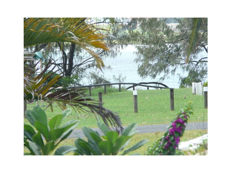79 Zelma Street, Grasstree Beach QLD 4740