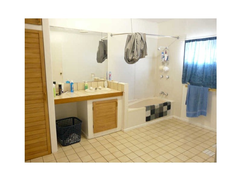 79 Zelma Street, Grasstree Beach QLD 4740