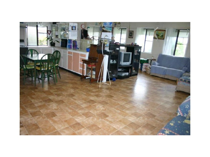 Grasstree Beach QLD 4740