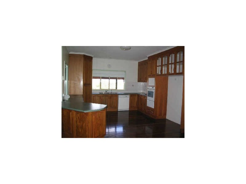14 Seaview Court, Sarina QLD 4737