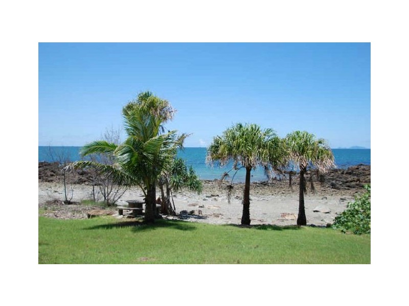 Grasstree Beach QLD 4740