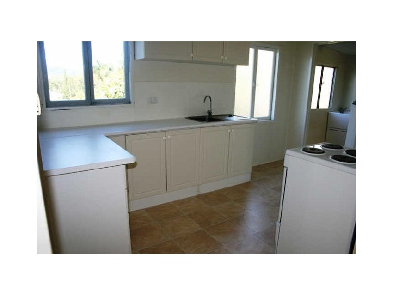 23 Hill Street, Sarina QLD 4737