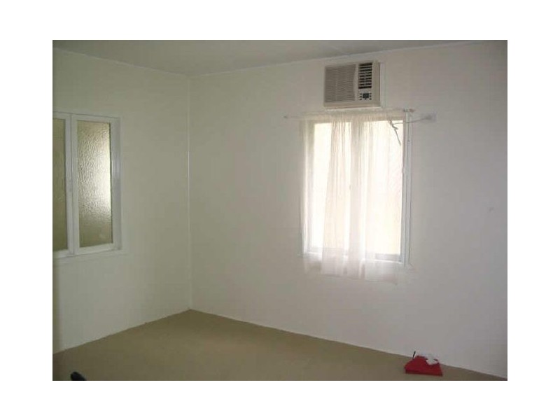 23 Hill Street, Sarina QLD 4737