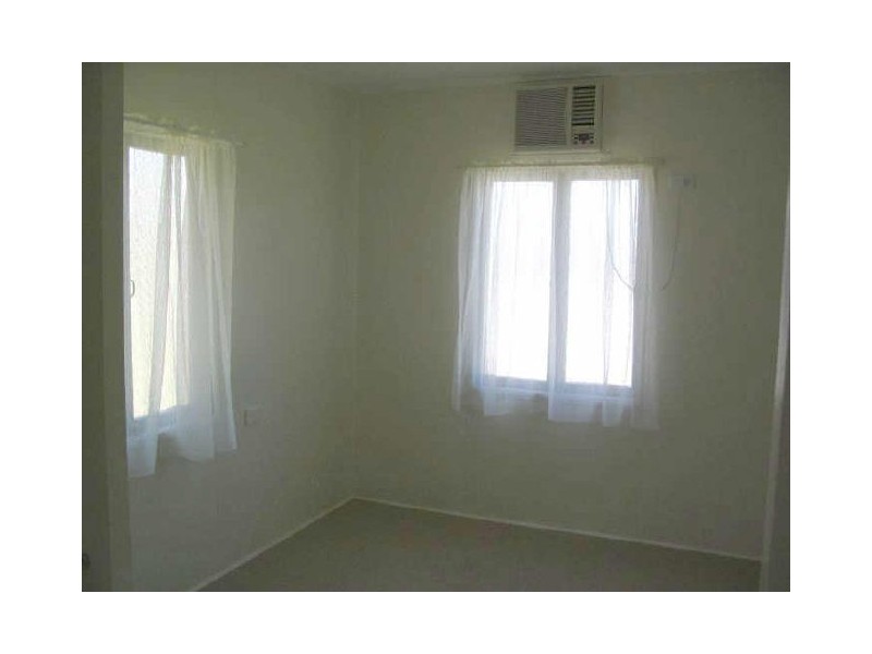 23 Hill Street, Sarina QLD 4737