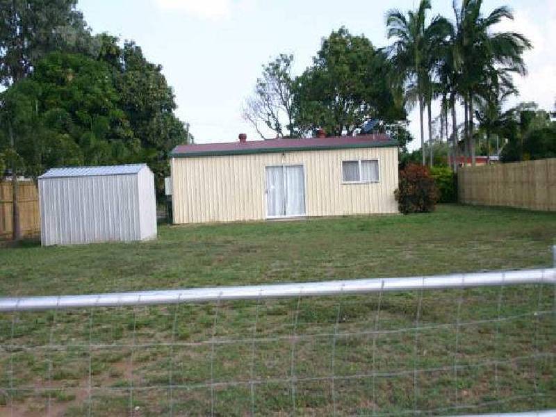 7 Rasmussen Court, Armstrong Beach QLD 4737