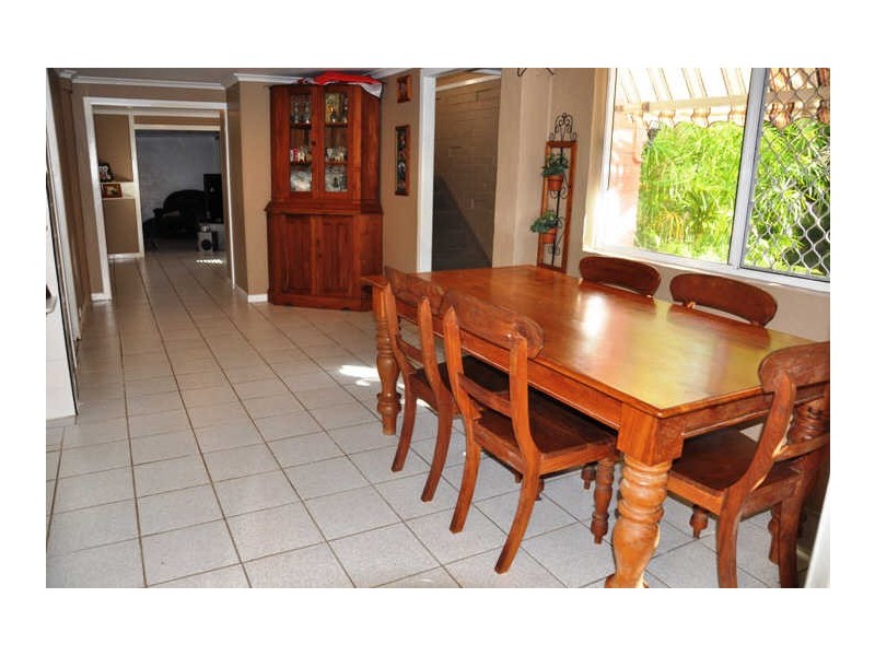 75 Zelma Street, Grasstree Beach QLD 4740