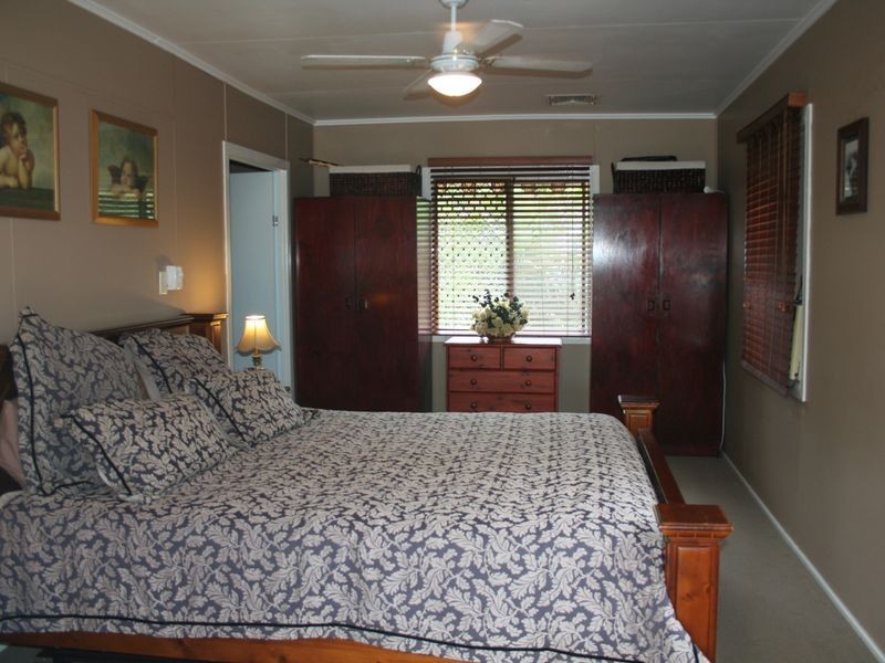 75 Zelma Street, Grasstree Beach QLD 4740