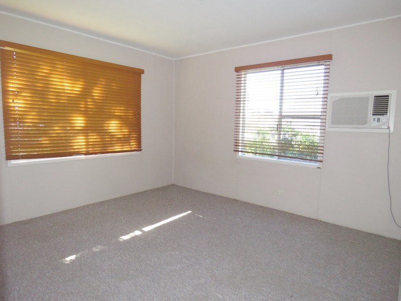 38 Beach Road, Sarina QLD 4737