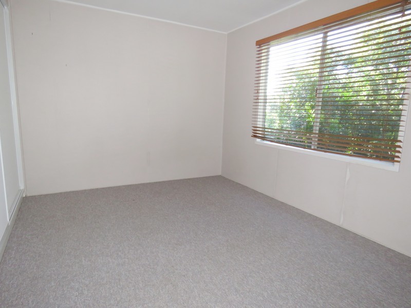 38 Beach Road, Sarina QLD 4737