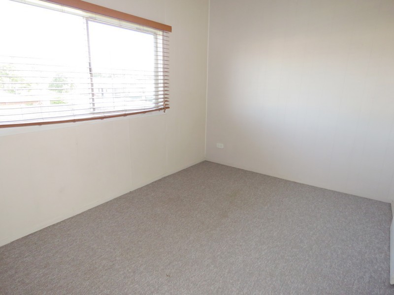 38 Beach Road, Sarina QLD 4737