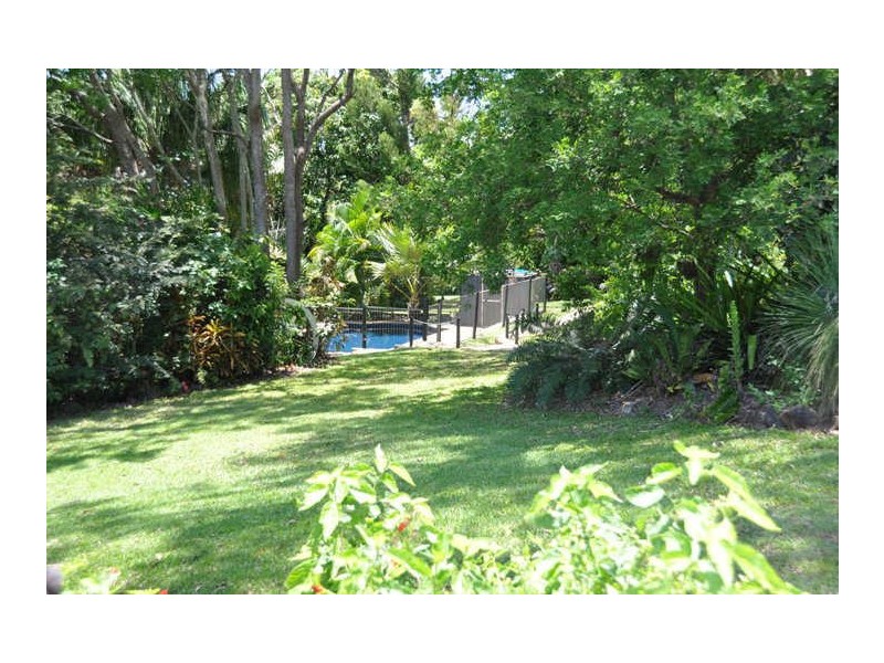 5 Lamberts Road, Sarina QLD 4737