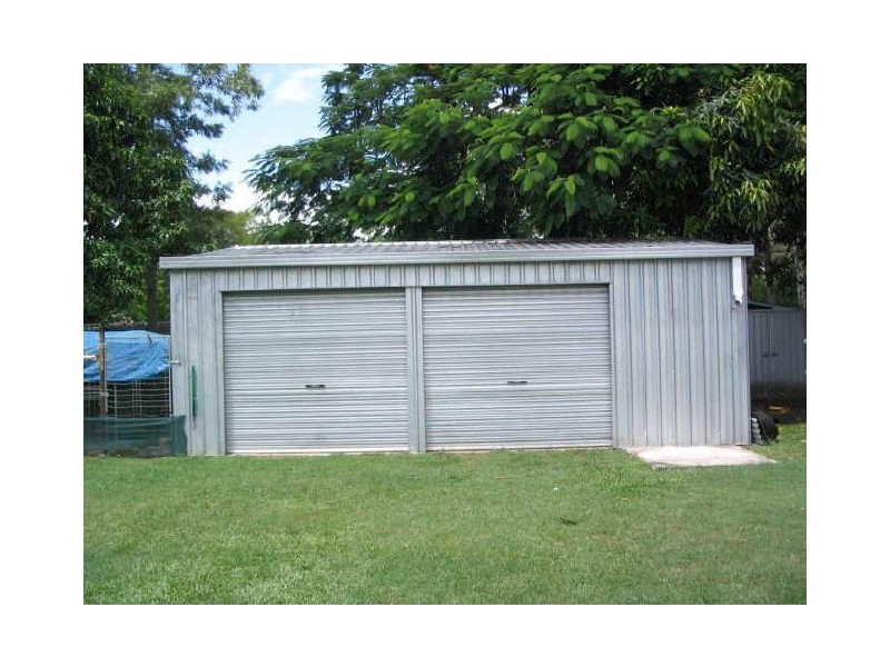 9 Crescent, Armstrong Beach QLD 4737