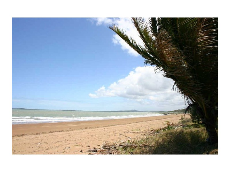 Armstrong Beach QLD 4737
