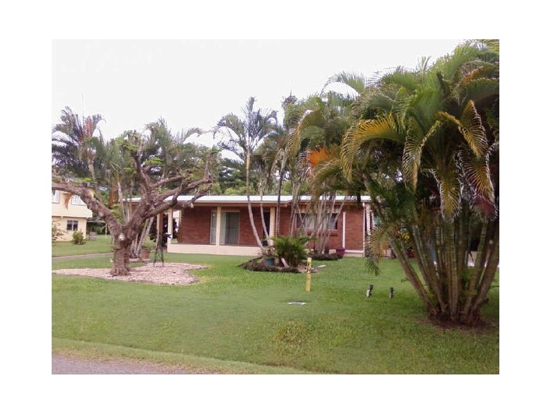 Armstrong Beach QLD 4737
