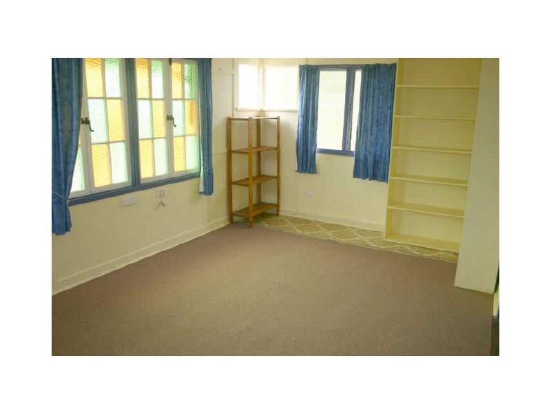 5 William Street, Sarina QLD 4737