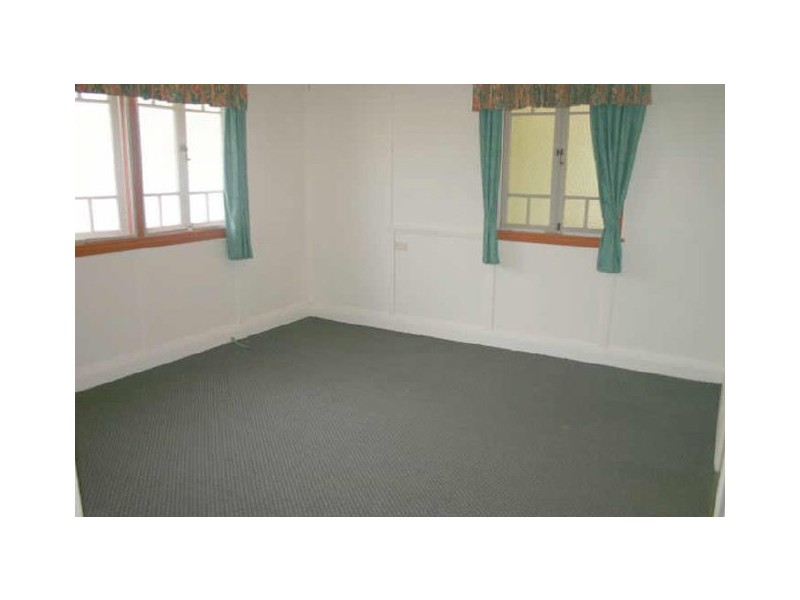 5 William Street, Sarina QLD 4737