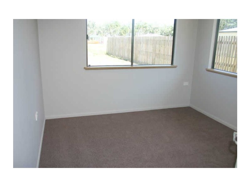 22 SWAN, Armstrong Beach QLD 4737