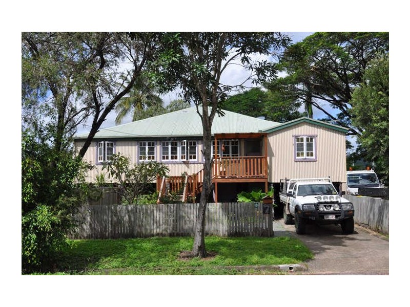 7 Venton Street, Sarina QLD 4737