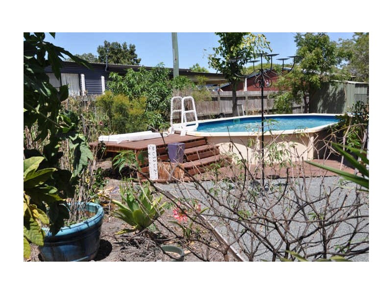 7 Venton Street, Sarina QLD 4737