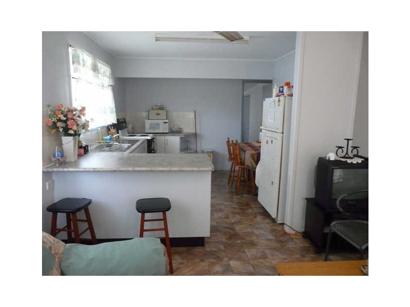 18 Grasstree Beach Road, Grasstree Beach QLD 4740