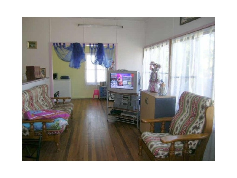 6 Armstrong Beach Road, Armstrong Beach QLD 4737