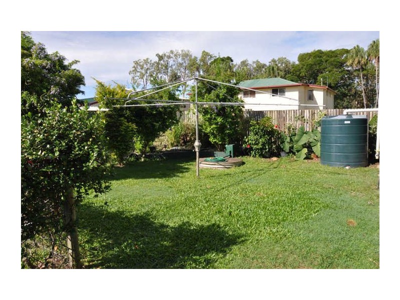 6 Swan Street, Armstrong Beach QLD 4737