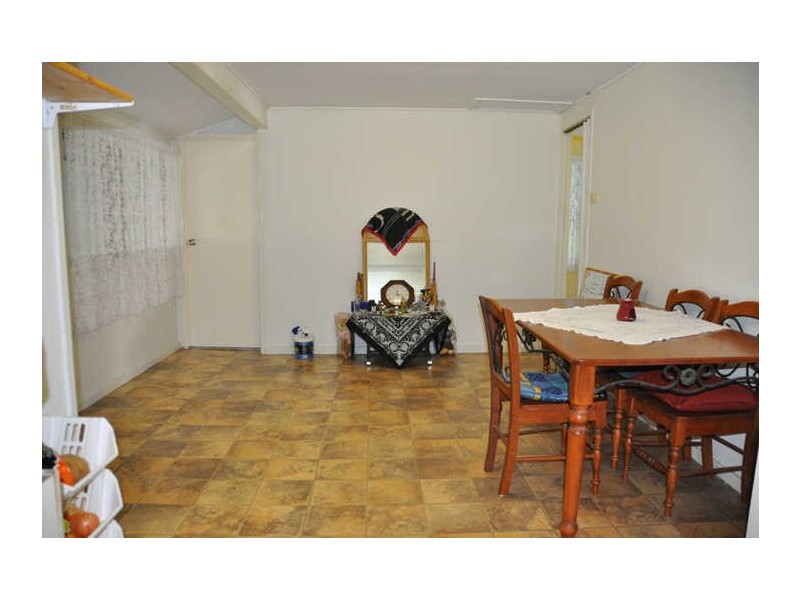 6 Swan Street, Armstrong Beach QLD 4737