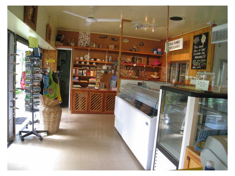 83798 Bruce Highway, Carmila QLD 4739