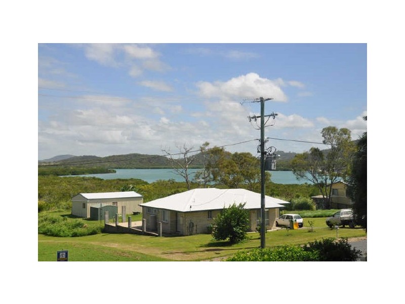 Campwin Beach QLD 4737