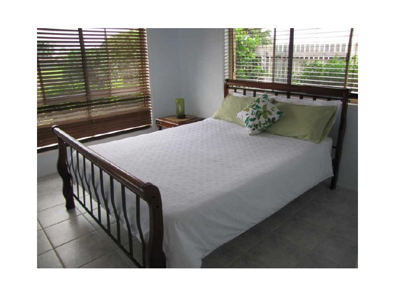 Salonika Beach QLD 4740