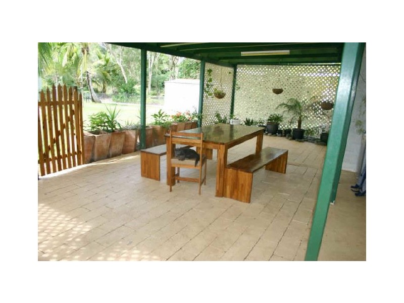 Armstrong Beach QLD 4737