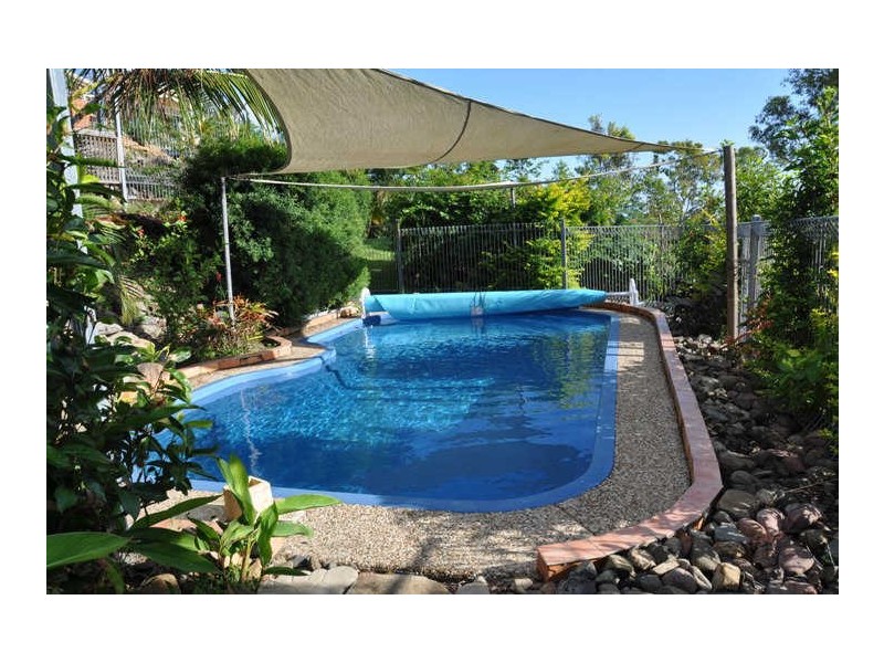 43 Grieshaber Drive, Sarina QLD 4737