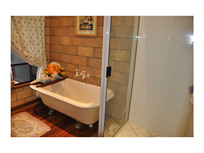 43 Grieshaber Drive, Sarina QLD 4737