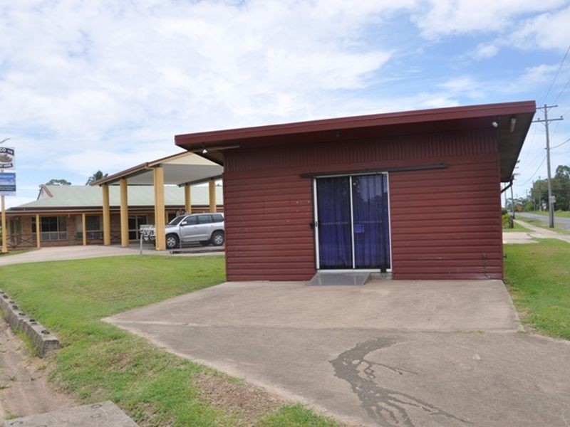 28 Beach Road, Sarina QLD 4737