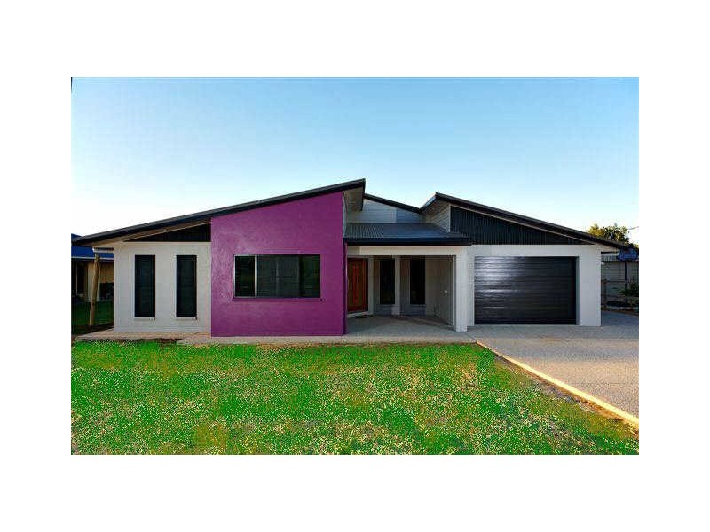 18 Brooksfield Drive, Sarina Beach QLD 4737