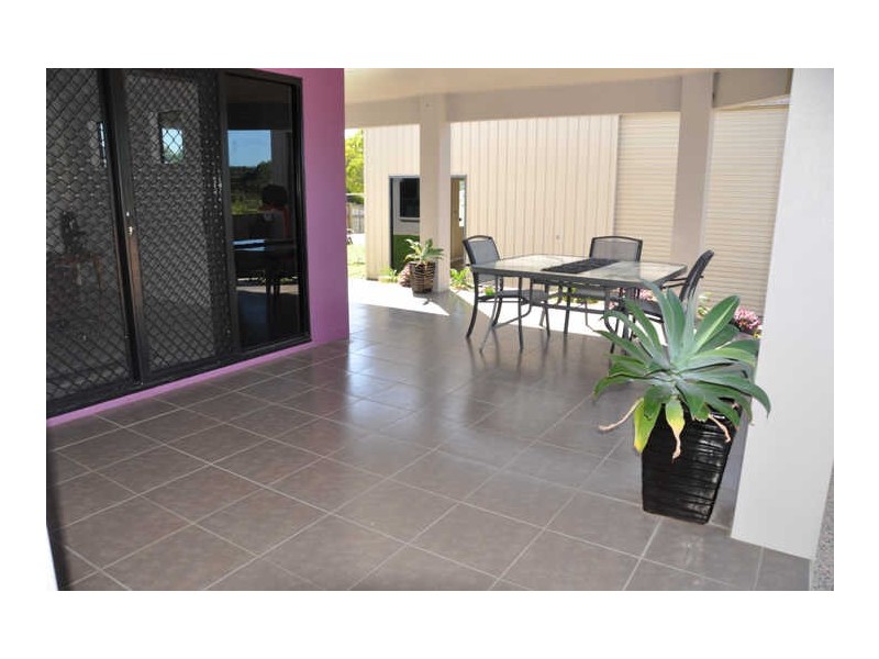 18 Brooksfield Drive, Sarina Beach QLD 4737