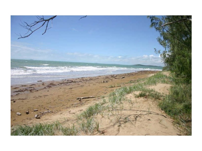 4/5 Campwin Beach Road, Campwin Beach QLD 4737