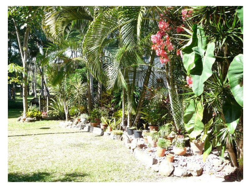 18 Deguara Avenue, Armstrong Beach QLD 4737