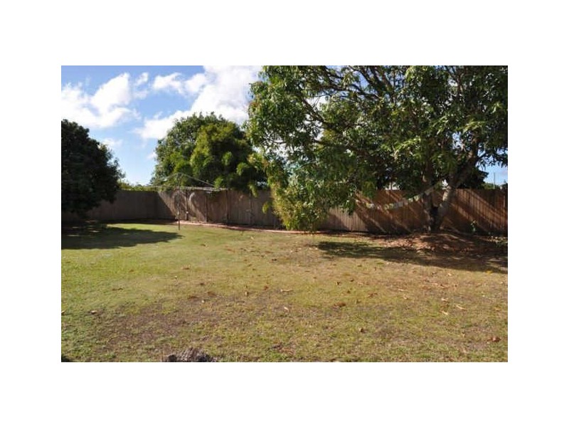 4 Ware Avenue, Sarina QLD 4737