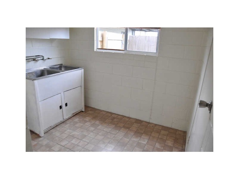 4 Ware Avenue, Sarina QLD 4737