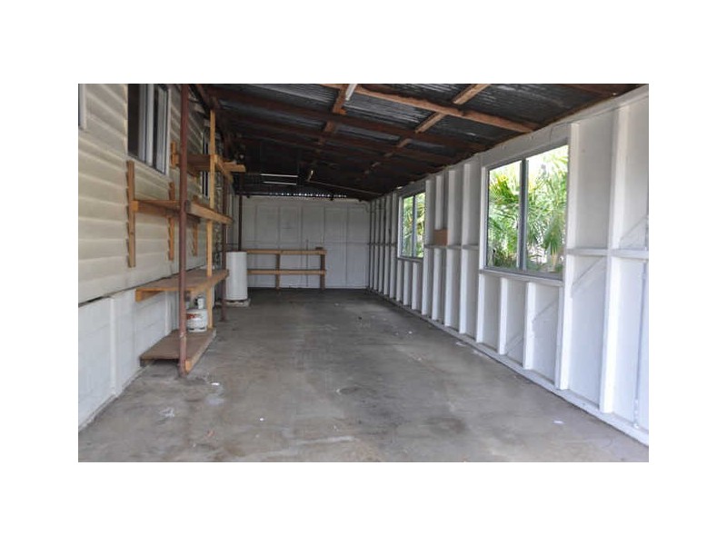 4 Ware Avenue, Sarina QLD 4737