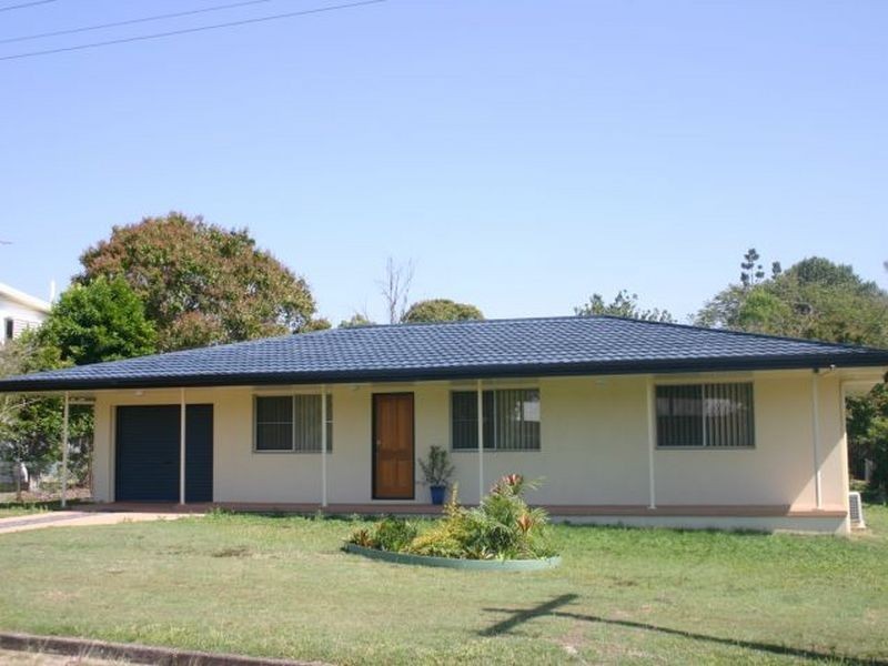 19 Lilliendale Avenue, Sarina QLD 4737