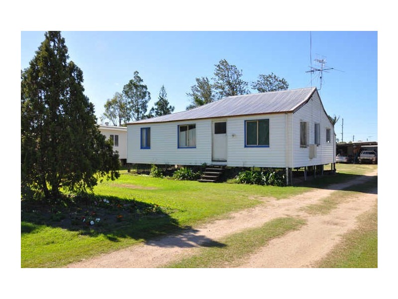 4 Graham Street, Koumala QLD 4738