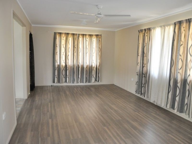 40 Utah, Sarina QLD 4737