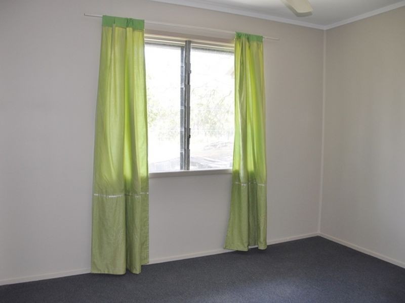 40 Utah, Sarina QLD 4737