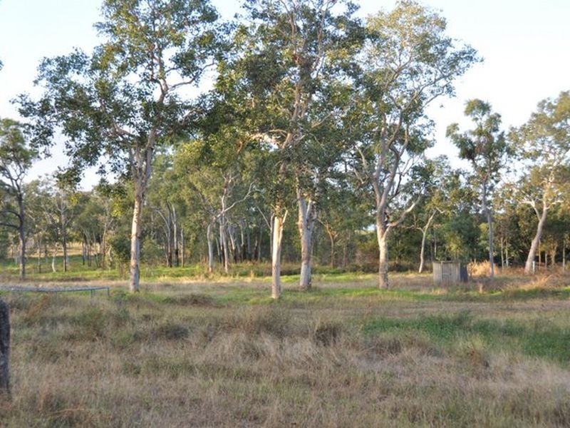 2 Herta Lane, Sarina QLD 4737